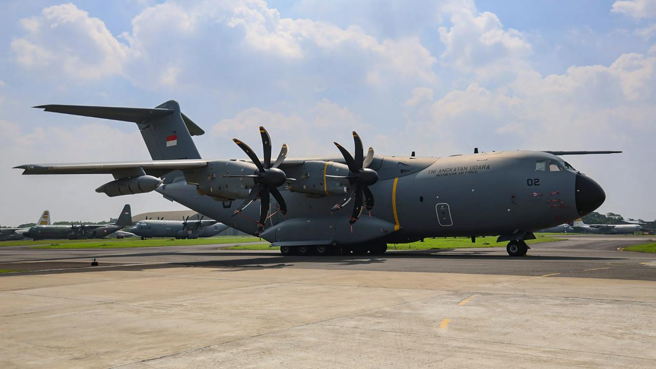 FOTO: Penampakan Pesawat Rafale Falcon 8X dan Airbus A400M di Lanud  Halim