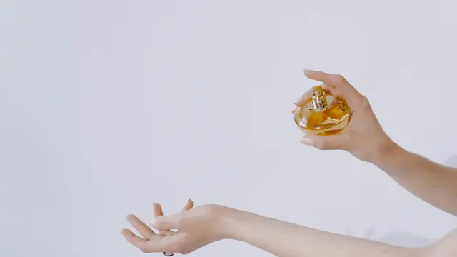 Suka Parfum Rose Musk? Ini Kepribadian Wanita dengan Wangi Tersebut