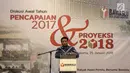 Ketua Badan Pengawas Pemilihan Umum (Bawaslu) Abhan memberi sambutan dalam acara diskusi awal tahun bertajuk "Pencapaian 2017 dan Proyeksi 2018" di Jakarta, Kamis (25/1). Pada Pilkada 2017, ditemukan 2.347 pelanggaran. (Liputan6.com/Faizal Fanani)