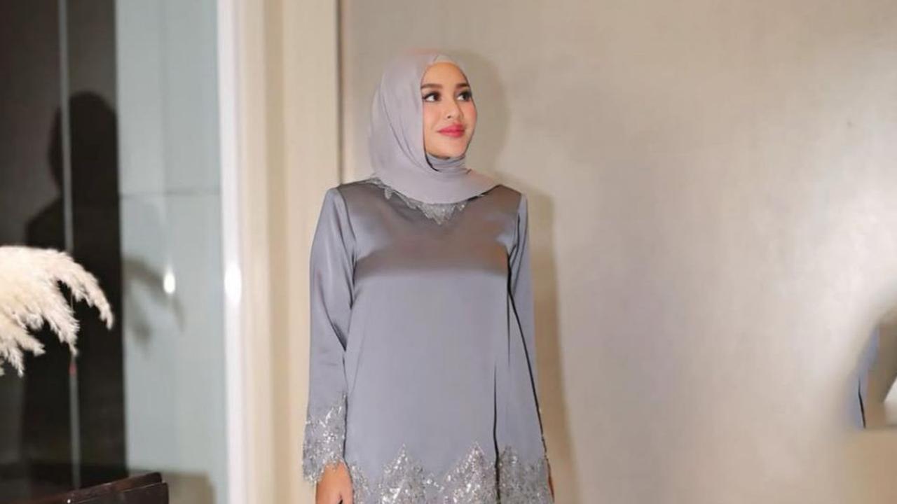 4 Model Hijab Aurel Hermansyah, Bisa Jadi Inspirasimu Tampil Elegan saat Lebaran