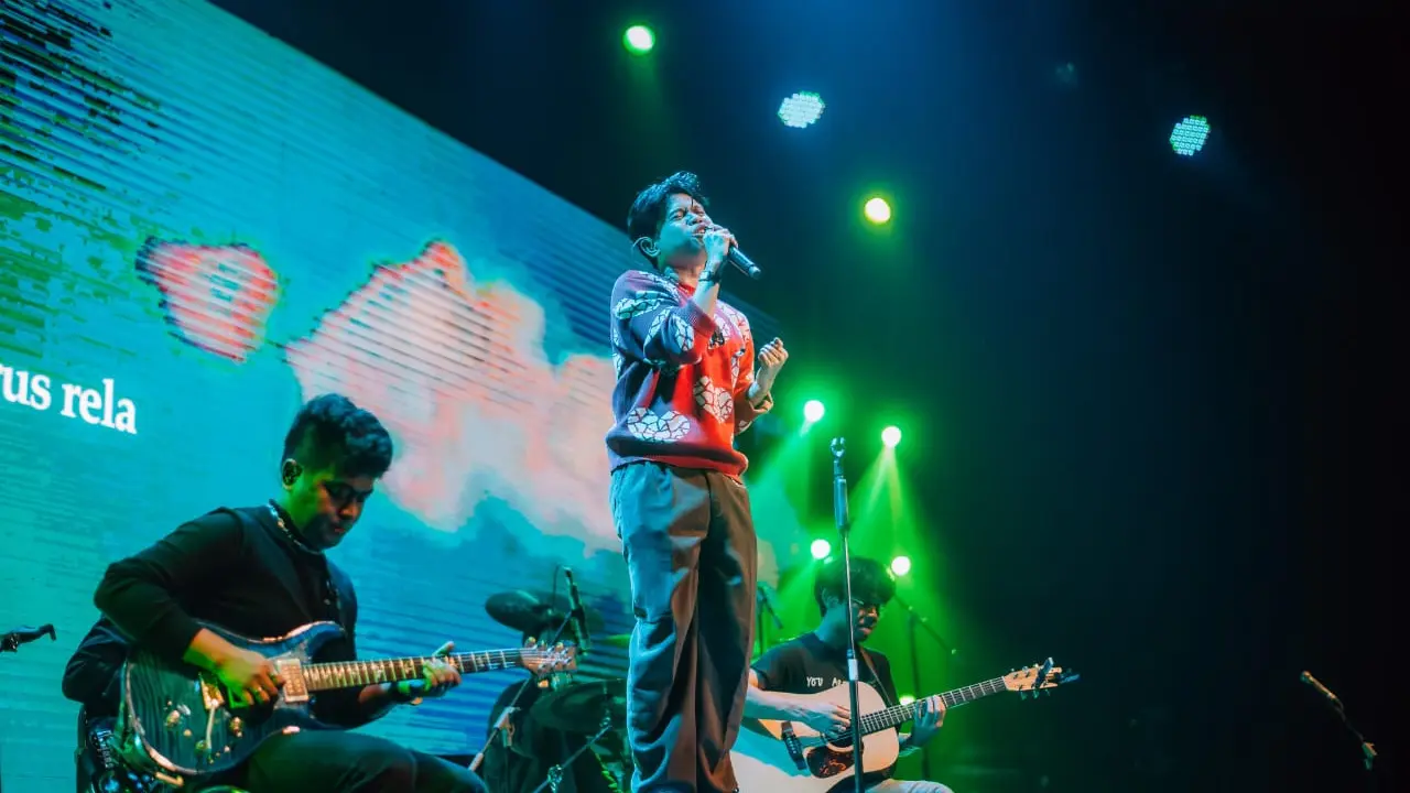 Juicy Luicy di Konser Untuk Korban Sakit Hati.