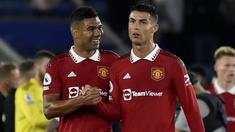 Gelar pemain tua termahal berhasil diraih oleh Casemiro. Manchester United menjadi klub yang rela mengeluarkan 60 juta pounds untuk mendatangkan Casemiro yang sudah berumur 30 tahun. Jika melihat dari sisi kualitas, Casemiro layak dihargai 60 juta pounds. Pengalamannya sebagai trio lini tengah mematikan Real Madrid tentu patut dihargai mahal. (AP Photo/Rui Vieira)
