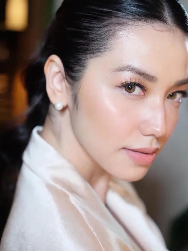 Potret Velove Vexia yang Selalu Tampil Cantik dengan Rambut Panjang