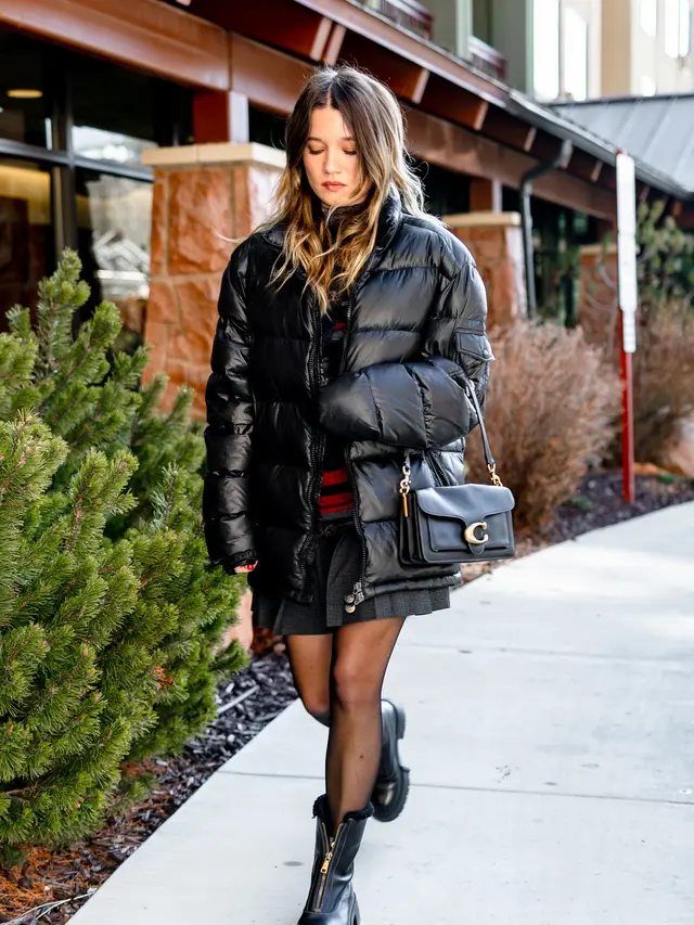 Gaya Edgy Rain Spencer Curi Perhatian di Sundance Film Festival 2026