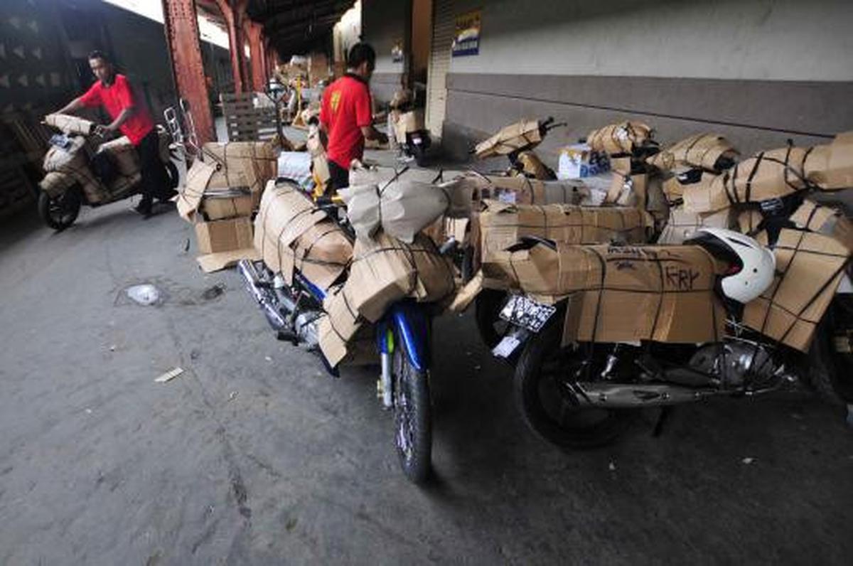 Menengok jasa pengiriman paket motor 
