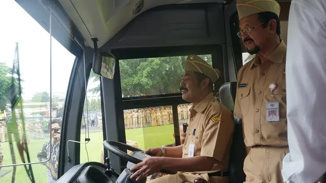 Bus Gatotkaca