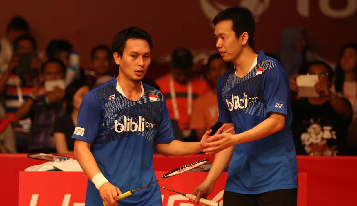Ahsan/Hendra selalu berkomunikasi guna tetap menjaga fokus. (Bola.com/Arief Bagus)