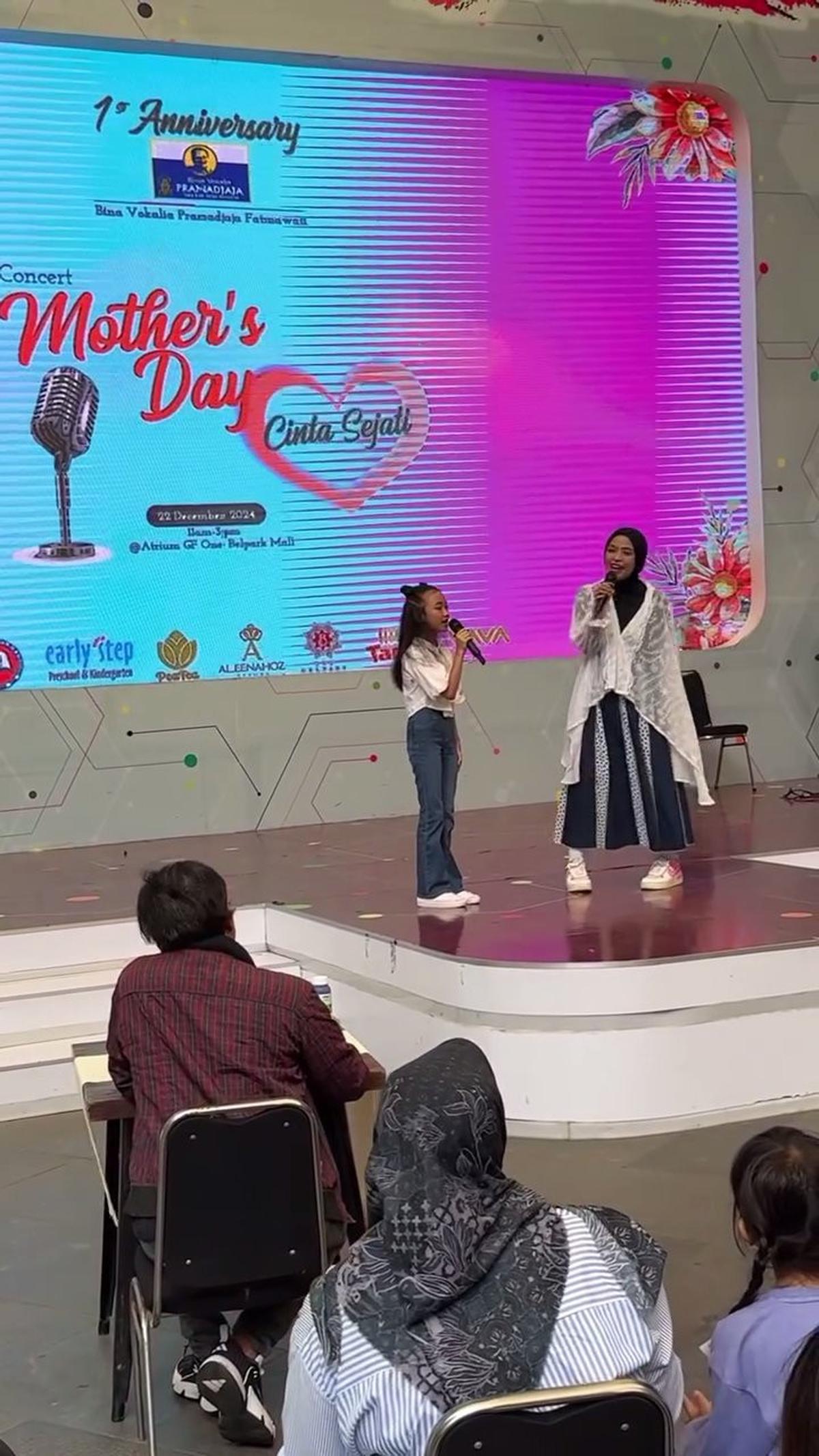 7 Potret Tantri Kotak Ikut Lomba Nyanyi di Tempat Les Vokal Anak, Tak Dapat Juara 1