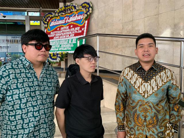 Sebelum melaporkan ke DJKI