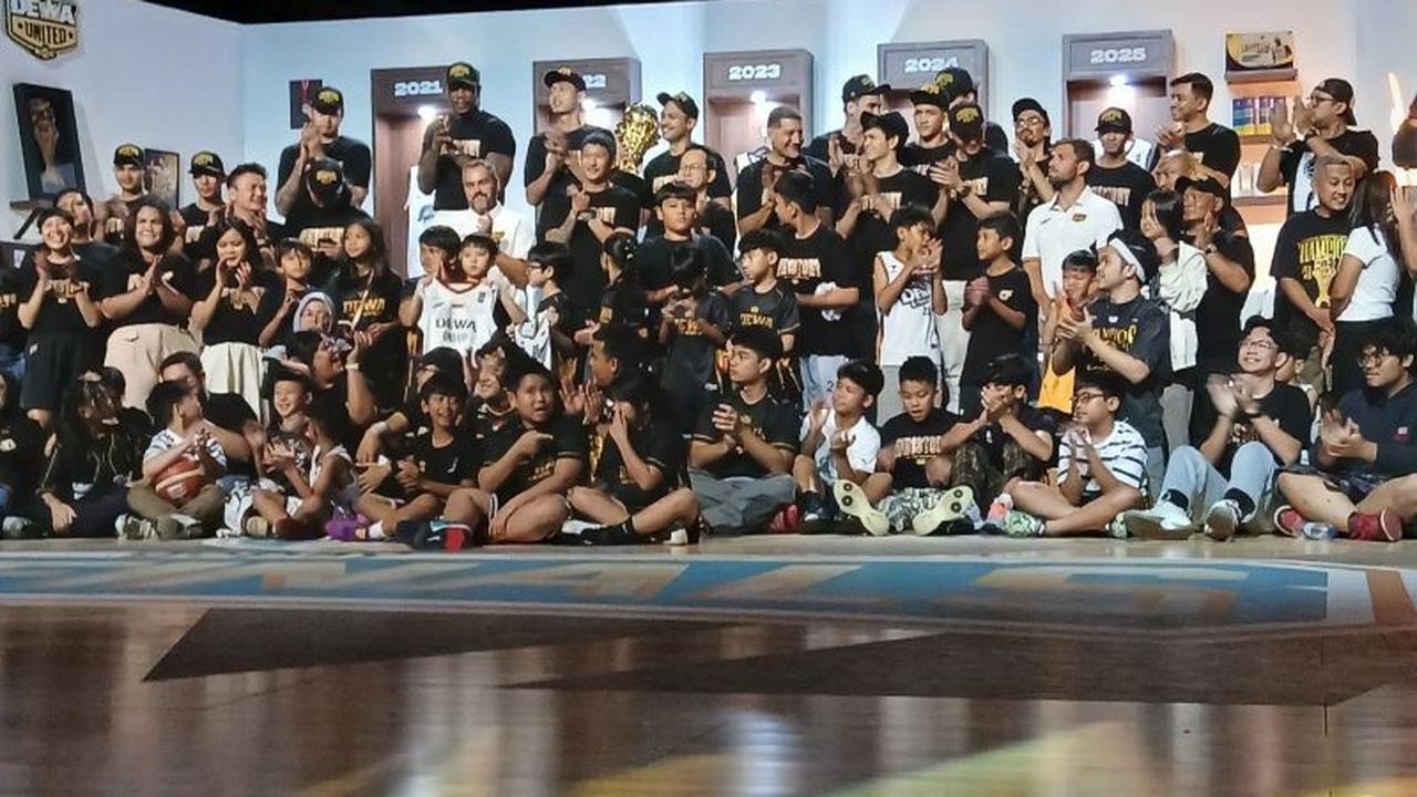 Trivia Kemenangan Dramatis: Dewa United Banten Rayakan Gelar Juara IBL Perdana Bersama Penggemar!