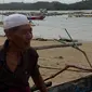 Seorang nelayan penangkap benih lobster di Lombok, Nusa Tenggara Barat. (Liputan6.com/Hans Bahanan)