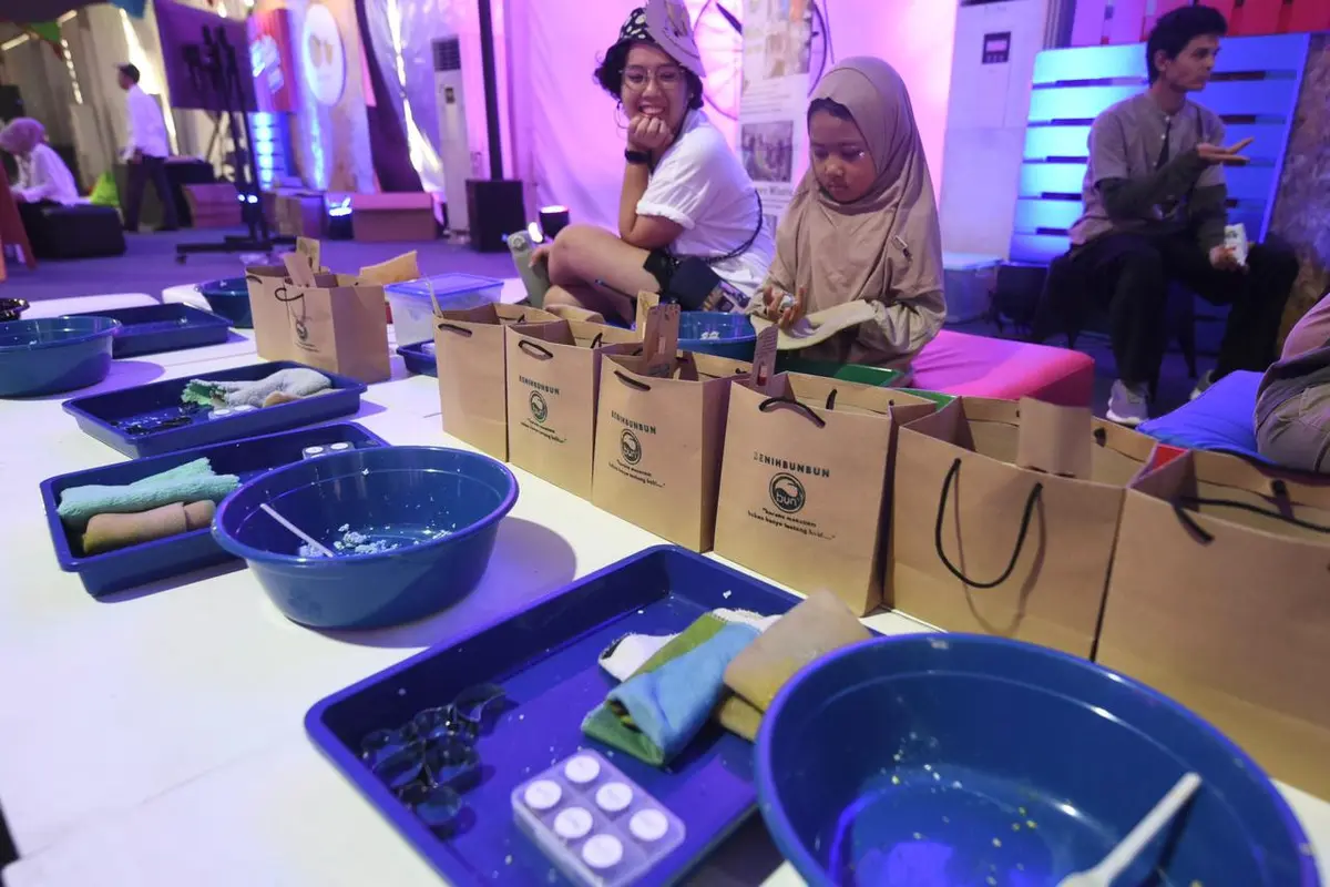 Produk Daur Ulang.