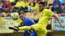 Musim ini Lucas Perez mencatatkan angka akurasi tendangan yang baik mencapai 58 persen, dengan rincian 45 tembakan mencapai target gawang dan 35 shot gagal. (AFP/Jose Jordan)