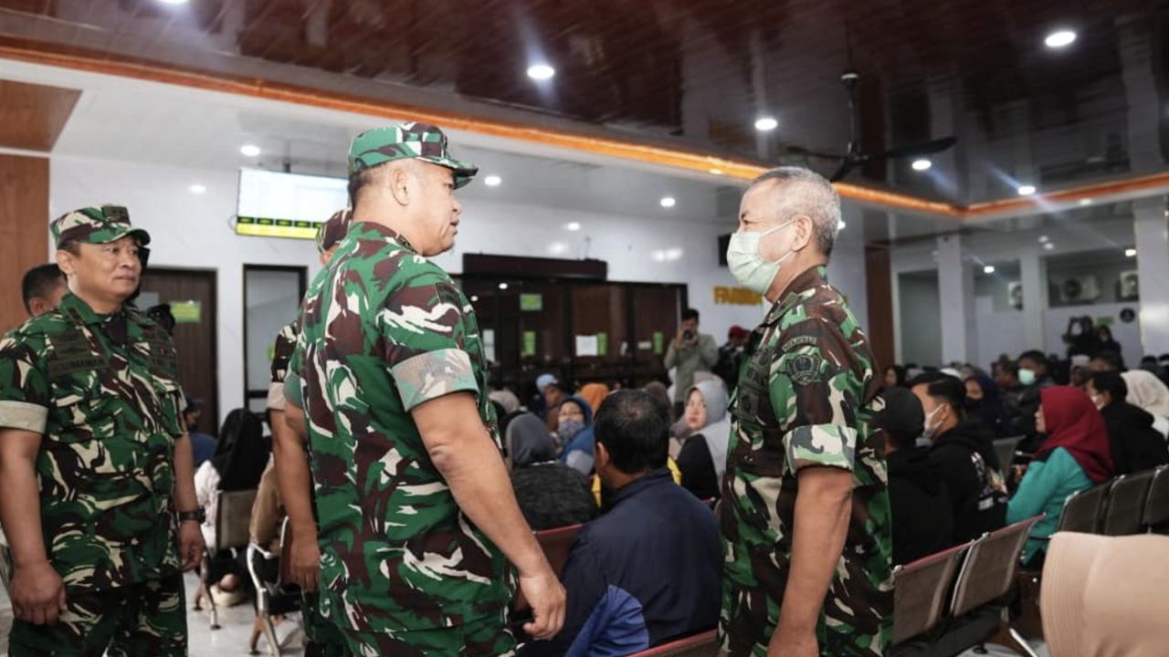 Kasad Minta RS Dustira Perkuat Pelayanan Cepat untuk Pasien