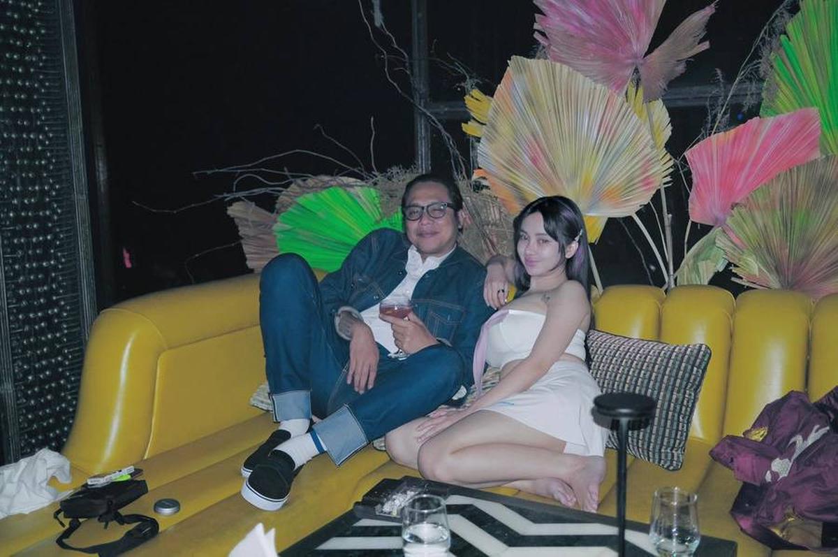 "Aduh aku kalau misalkan bilang tepat atau nggak sih aku nggak tahu ya," ujarnya.