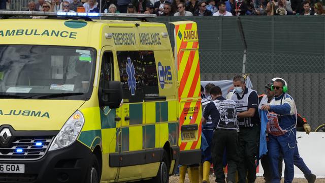 Foto: Aksi Heroik George Russell usai Tragedi Horor di Awal Race F1 GP Inggris 2022, Memanggil Bantuan untuk Menyelamatkan Zhou Guanyu