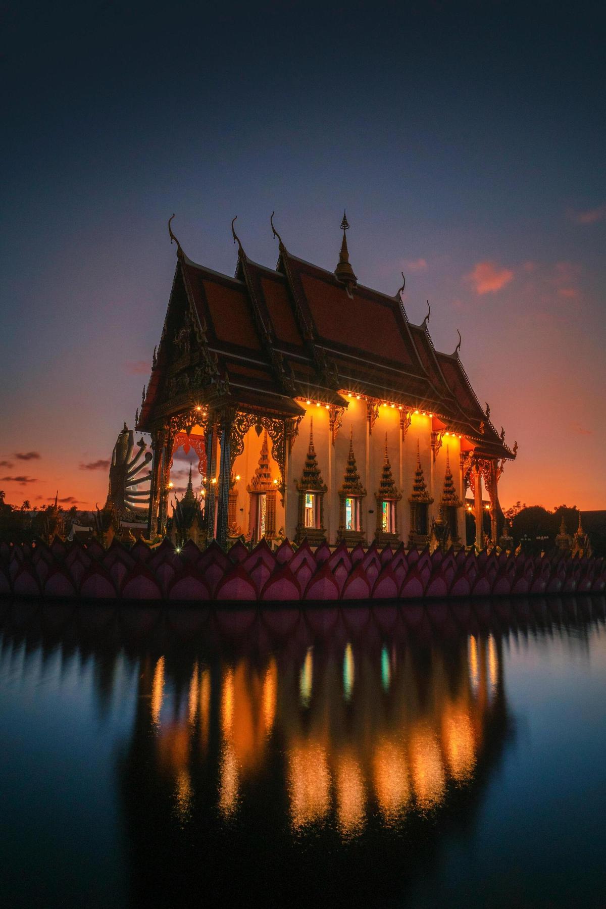 5 Destinasi Wisata Terbaik Bulan November