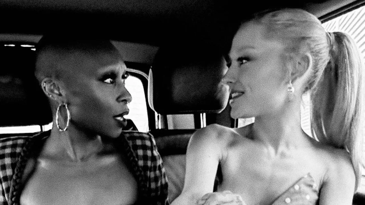 Ariana Grande bersama Cynthia Erivo. (Instagram/ arianagrande)