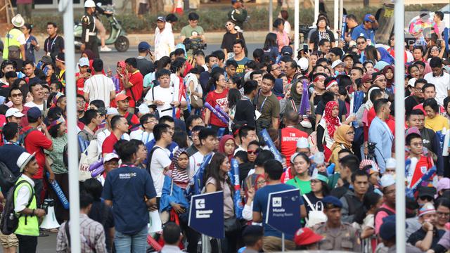 Jelang Final Bulu Tangkis Beregu Putra, Suporter Serbu Istora Senayan