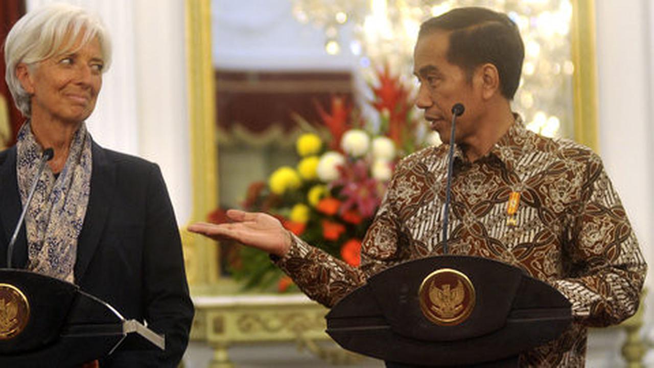 Bos IMF puji keberanian Presiden Jokowi cabut subsidi premium