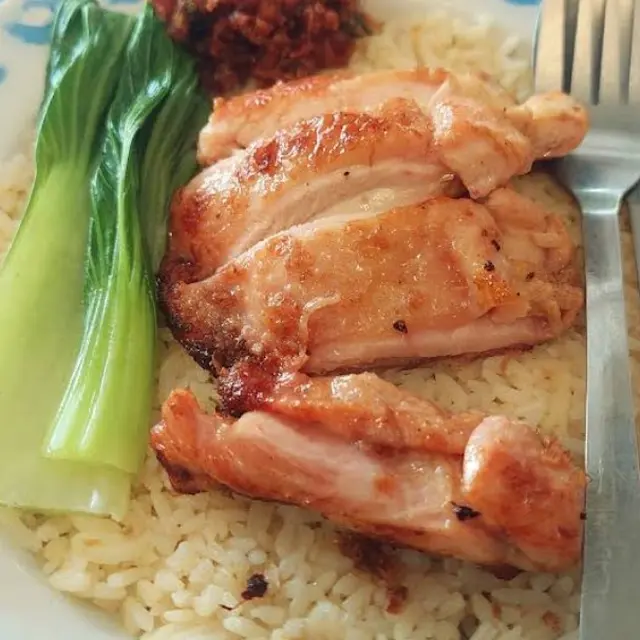 Rekomendasi Tempat Makan Nasi Hainan di Jogja