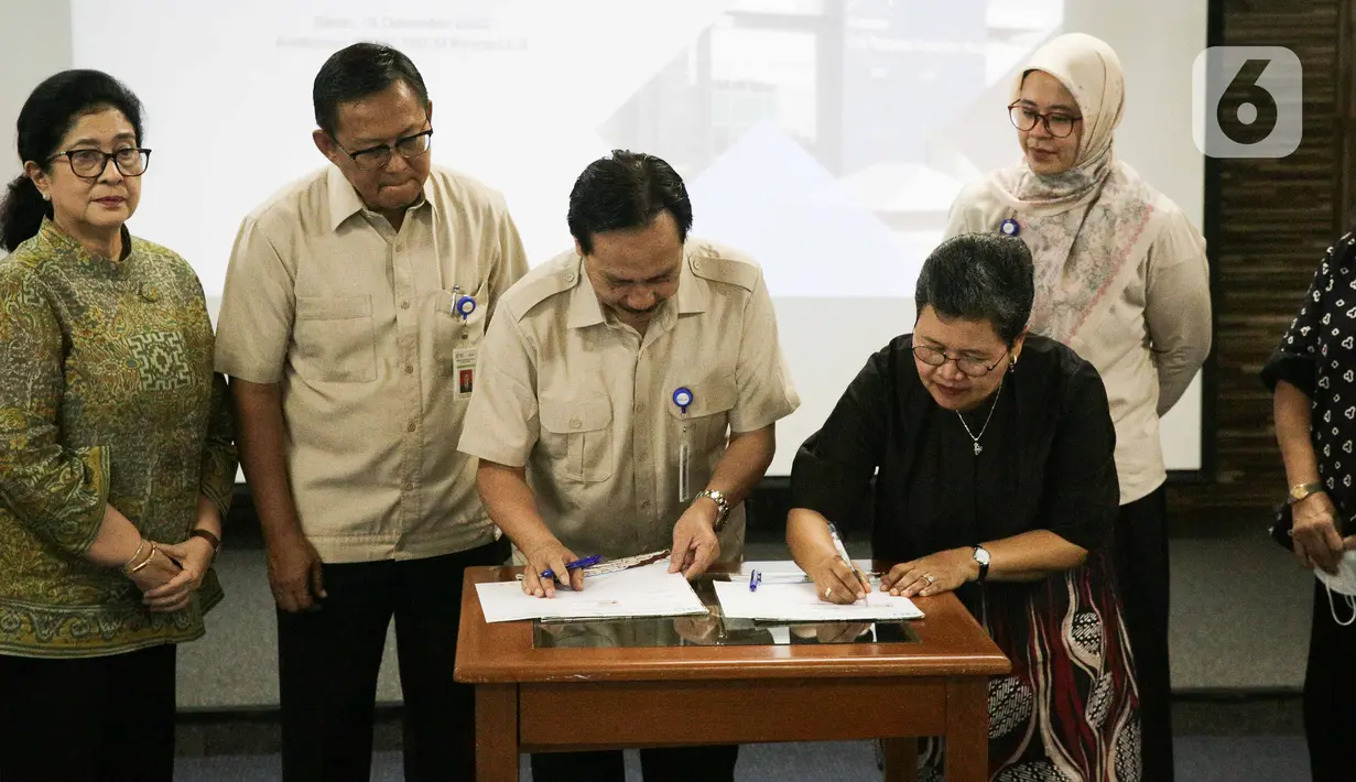 Acara serah terima disaksikan langsung mantan Menteri Kesehatan, Nila Moeloek. (Liputan6.com/Faizal Fanani)