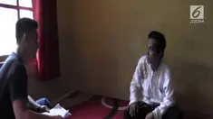 Seorang ustaz diserang orang yang menggunakan topeng.