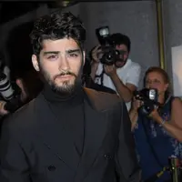 Zayn Malik tampil menawan dengan janggut baru di New York Fashion Week. (AFP/Bintang.com)