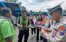 Polres Madiun Gencar Periksa Kelaikan Bus di Terminal Purboyo Jelang Angkutan Lebaran