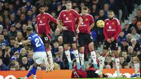 Manchester United hanya mampu bermain imbang 1-1 saat bertandang ke markas Ipswich Town di Portman Road, Minggu (24/11/2024) malam WIB. Laga itu pun sekaligus menjadi partai debut Ruben Amorim sebagai manajer MU. (AP Photo/Dave Shopland)