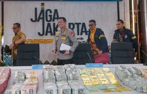 Penampakan Hasil Sitaan Kasus Korupsi dan TPPU di Polda Metro Jaya