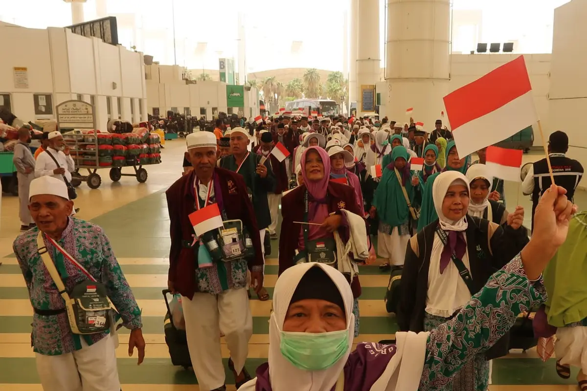 Jemaah Haji Indonesia merayakan HUT Kemerdekaan Indonesia ke-74 di Jeddah. Darmawan/MCH