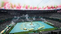 Piala Dunia 2026 resmi dimulai dengan ditandai dengan upacara pembukaan yang berlangsung di Stadion Azteca, Mexico City, Jumat (12/6/2026) dini hari WIB. (AP Photo/Ricardo Mazalan)