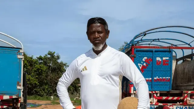 Potret Gamis Adidas yang Kembali Dirilis untuk Sambut Ramadhan 2025