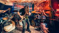 Ilustrasi Macam-Macam Alat Musik (Photo by Harrison Haines from Pexels)