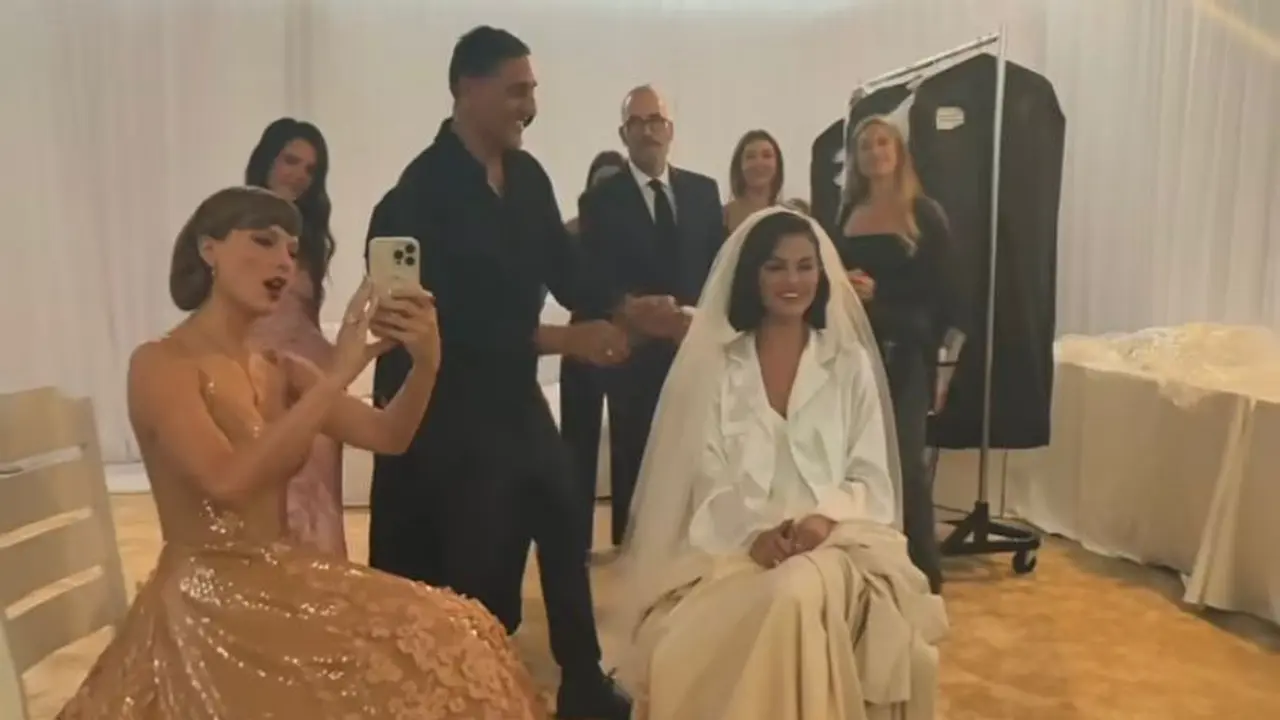 Jelang Menikah, Selena Gomez Berbagi Momen Hangat Bersama Sahabat Sejati Taylor Swift, Tampil Anggun dengan Sepatu Mary Jane Rp22 Juta-an