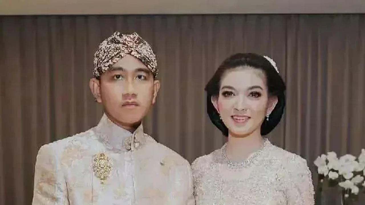 Keinginan tersebut disampaikan saat memberikan pembekalan kepada finalis Putra-Putri Solo tahun 2009. Ternyata keinginan dan doa tersebut dikabulkan.<br>