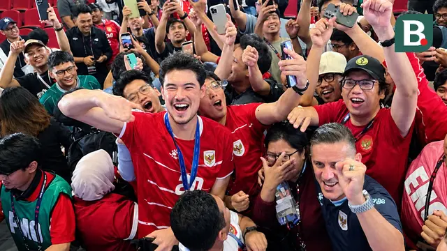 Elkan Baggott dan John Herdman
