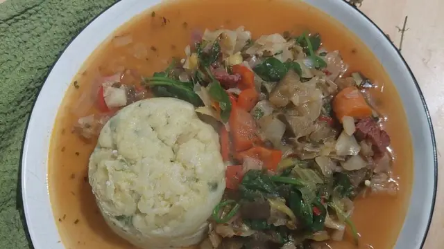 Fungee and Pepperpot salah satu hidangan Nasional Antigua dan Barbuda