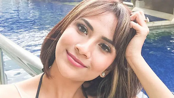 [Bintang] Vanessa Angel