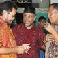 Thaha Al Hamid (tengah) bersama tokoh Papua lainnya. (Liputan6.com/Katharina Janur)