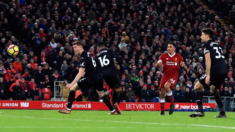 Liverpool Hancurkan Swansea City