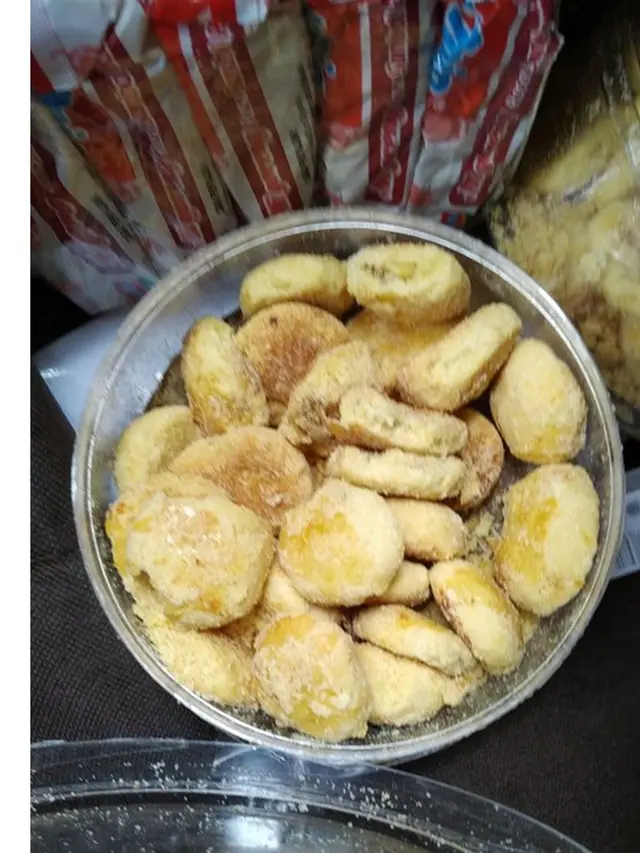 6 Potret Kue Lebaran Hancur Ini Bikin Elus Dada, Gagal Buat Hampers