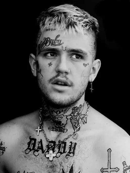 Manager Lil Peep menemukan rapper ini tak nermuawa pada 16 November 2017 lalu sebelum dirinya bersiap maggung di Tuscon, Arizona. (instagram/lilpeep)