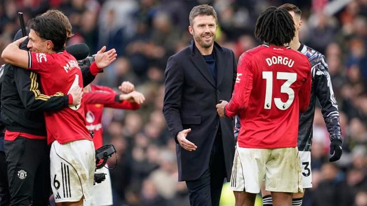 Michael Carrick Bikin Fans MU Bersemangat Nonton Pertandingan Lagi