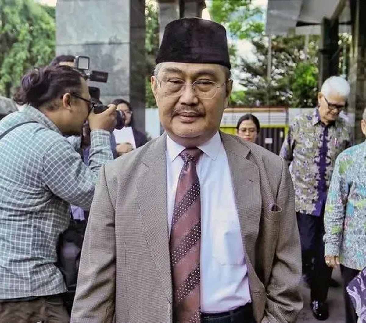 Majelis Kehormatan Mahkamah Konstitusi (MKMK) kembali menggelar sidang dugaan pelanggaran kode etik para hakim konstitusi pada Rabu (1/11).
