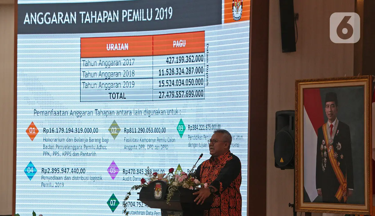 Ketua KPU Arief Budiman memberikan keterangan saat mengikuti Refleksi Hasil Pemilu Serentak 2019 dan Persiapan Pemilu Serentak 2020 di Kantor KPU, Jakarta, Rabu (22/1/2020). Secara umum penyelenggaraan pemilu serentak 2019 berjalan dengan baik dengan tahapan yang ditetapkan. (Liputan6.com/Herman Zak