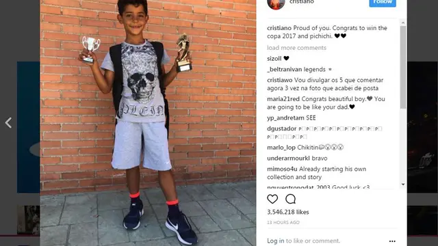 Putra Cristiano Ronaldo, Ronaldo Jr pamer dua trofi yang baru diraihnya