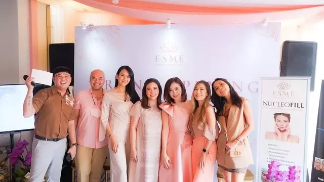 Imaz Fitria bersama dokter Priskila Ariana, M.Biomed (AAM)