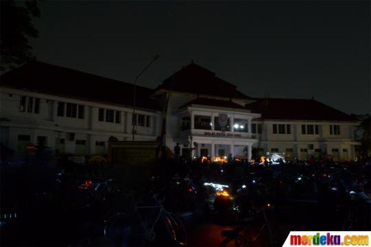 Earth Hour di Malang